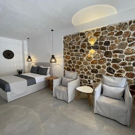 Trocadero Luxury Suites Ермиони Екстериор снимка