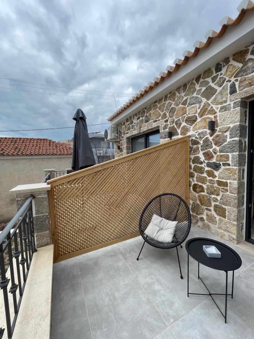 Trocadero Luxury Suites Ермиони Екстериор снимка